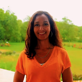 Portrait de Natacha, experte en pédagogie et créatrice du Petit Monde des Apprentis-Sages